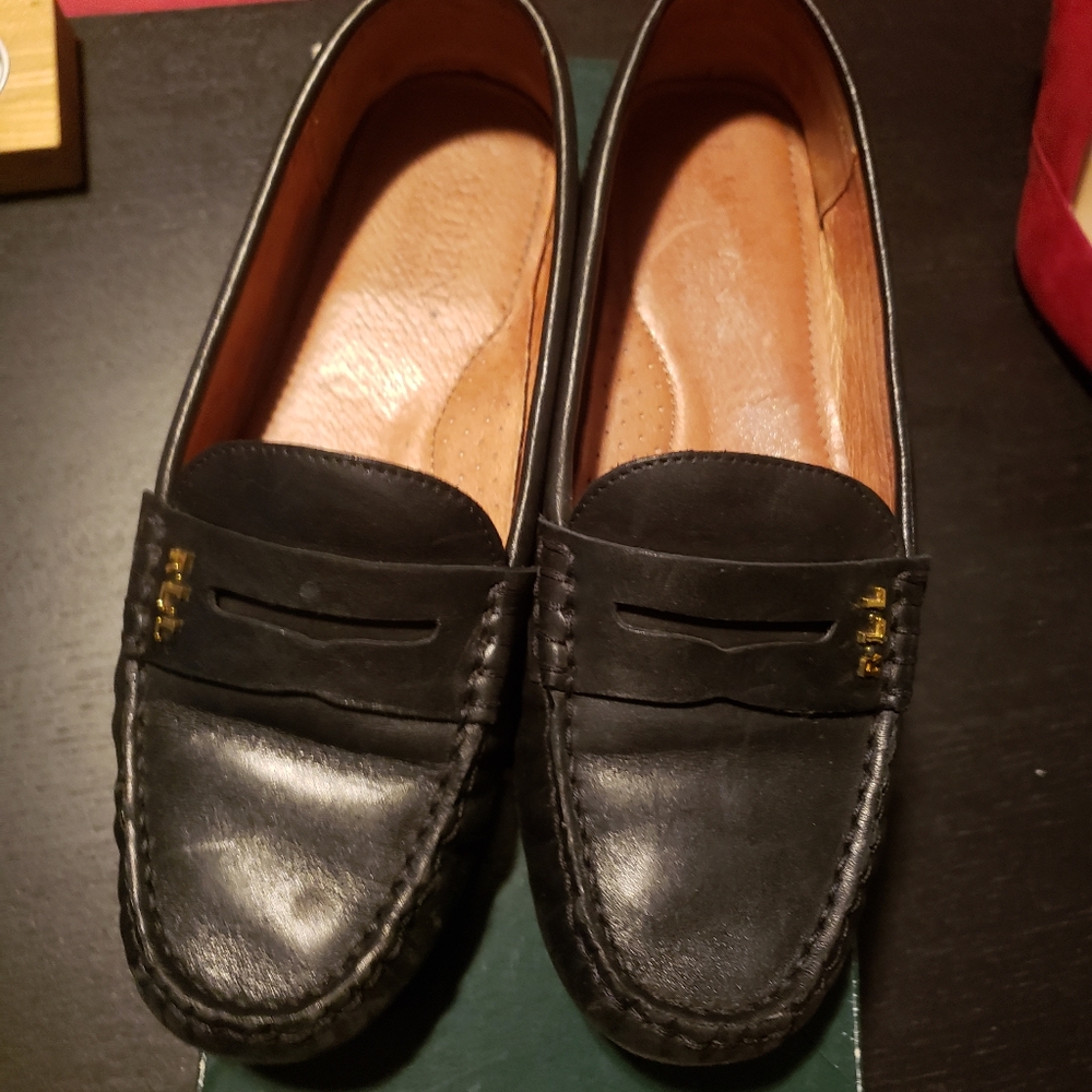 Women's footwear
